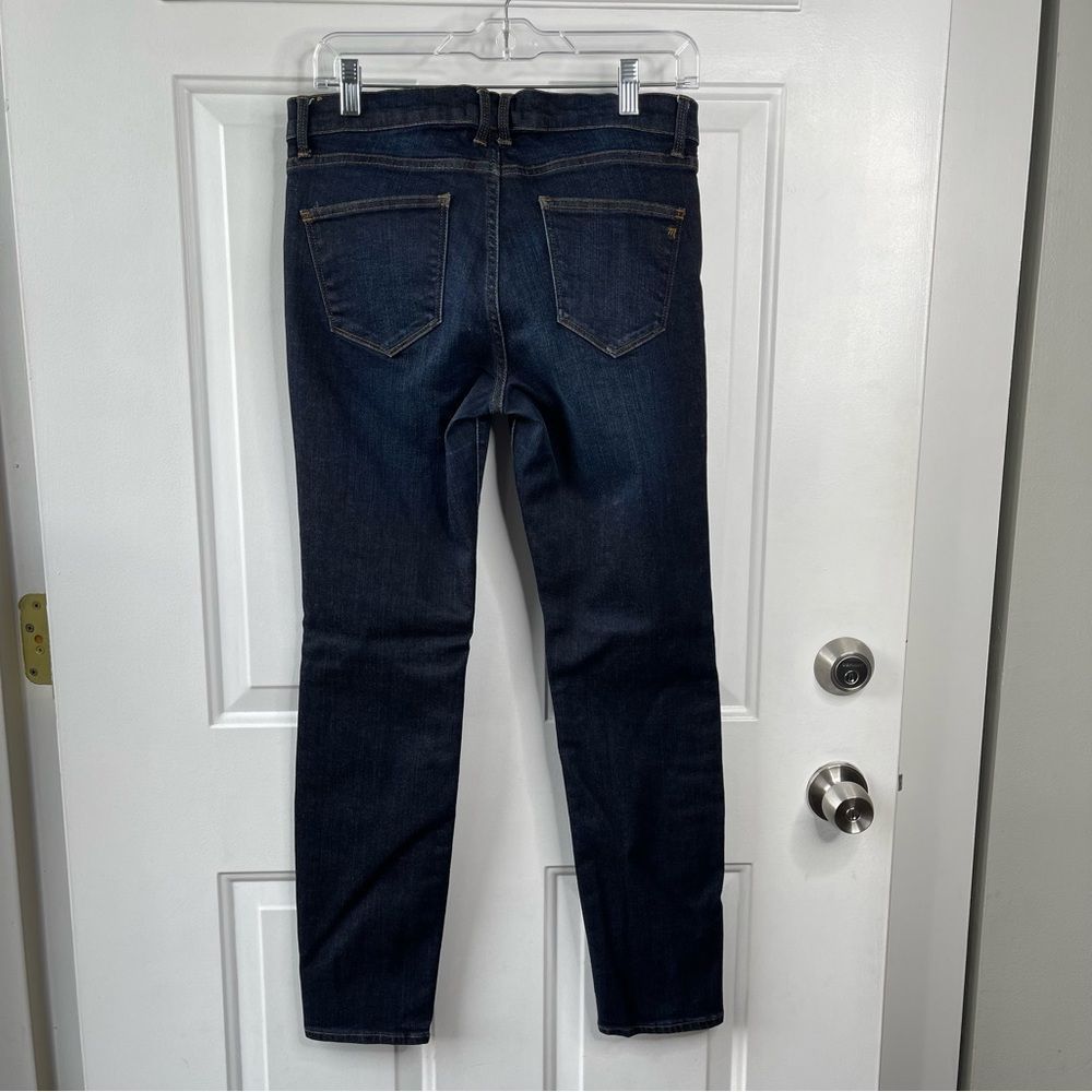 Madewell High Riser Skinny Jeans Dark Wash
Size 29 - Picture 3 of 6